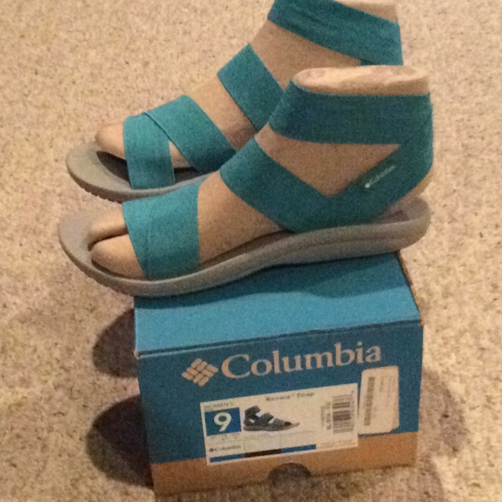 Columbia women’s sandals